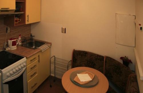 Stvolinky Apartment | Taneček - malý apartmán u rodinného domu