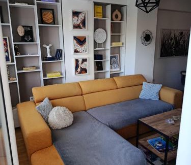 Bitola Apartment | Tangerine Dream Apartment