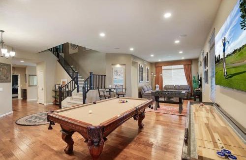 Arabian Views House | Tangerine Sky