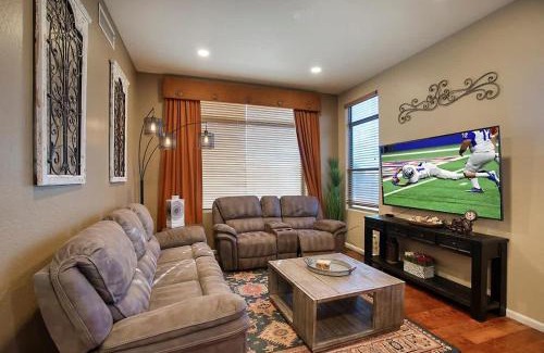 Arabian Views House | Tangerine Sky