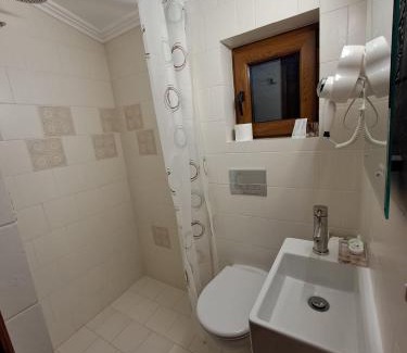 Sighetu Marmatiei House | TaniRoom