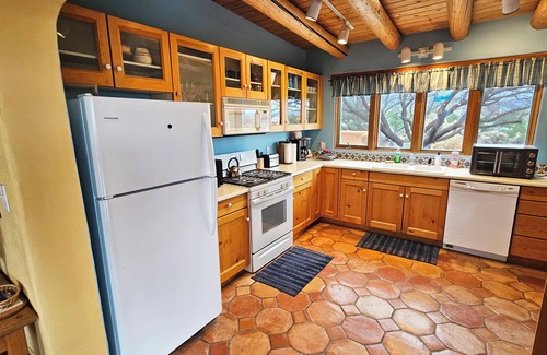 Taos House | Taos House - 360 degree mountain/town views - patio - private - hot tub