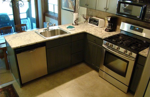 Taos Ski Valley Condo | Taos Ski Valley 2 Bdrm/Sleeps 6/Directly Next Door To The Children's Ski School