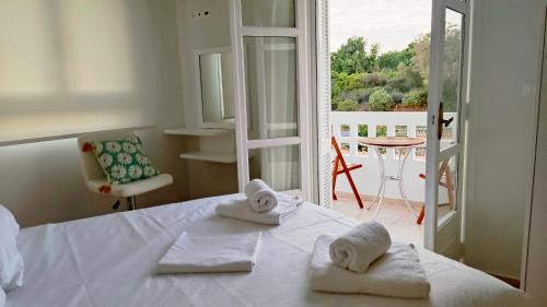 Sissi Apartment | Tarmaros - Families & Groups