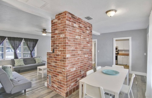 Tarpon River House | Tarpon River Getaway