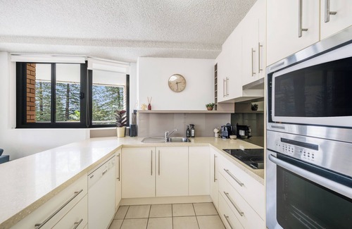 Port Macquarie Apartment | Tasman Towers 4 - Conveniently located in the CBD