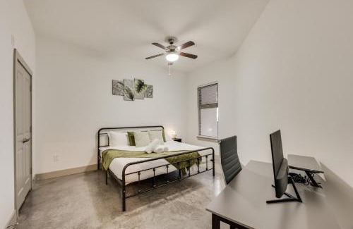 Coffeyville Apartment | Tasteful 2BR I Pool I Gym I Parking I Workspace