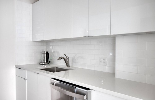 Allston Apartment | Tasteful Allston 2BR, nr Boston U & Green Line, by Blueground