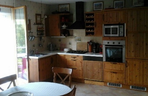 Couze-et-Saint-Front Apartment | Tasteful spacious 1 bedroom apartment with PRIVATE POOL, balcony and patios