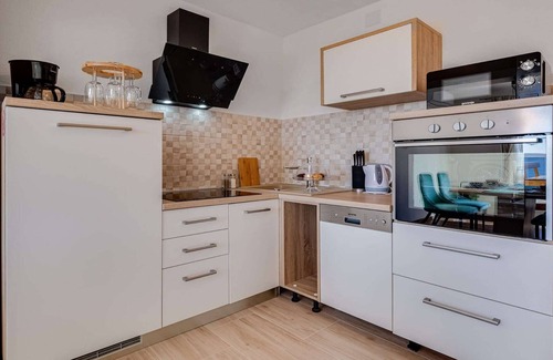 Baric Draga Apartment | Tastefully designed apartment in Karlobag