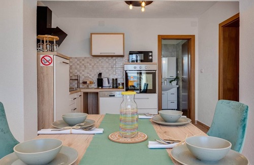Baric Draga Apartment | Tastefully designed apartment in Karlobag