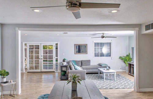 Cox Heights House | Tastefully Designed Vacation Home & Short-Term Rental in Old Town Scottsdale