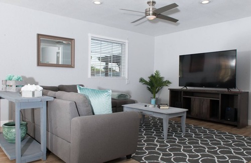 Cox Heights House | Tastefully Designed Vacation Home & Short-Term Rental in Old Town Scottsdale