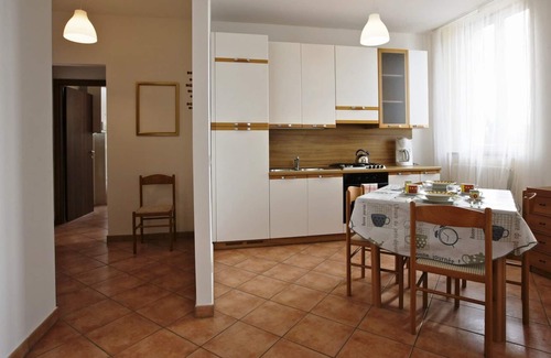 Tronzano Lago Maggiore Apartment | Tastefully furnished 2-room apartment with sea garden and beach