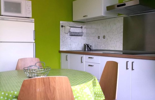 Cannobio Apartment | Tastefully furnished 3�-room apartment with private lake access