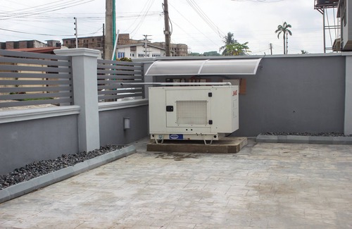 Ibadan House | Tastefully furnished home in quiet, secure and accessible community in Bodija A2