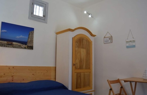 Castro House | Tata Gino and Mamma Sina - Studio apartment among the olive trees, 1 km from the sea