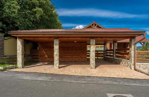 Dobsinska Masa Ski Chalet | Tatranský Zrub