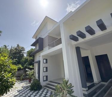 Varkala Bed & Breakfast | Tattwamasi Annex with Breakfast and Yoga