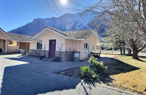 Okanagan-Similkameen House | Taurean Vines Guest house
