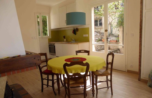 Tautavel House | Tautavel: Large house in village between sea/mountain with gardens/terraces