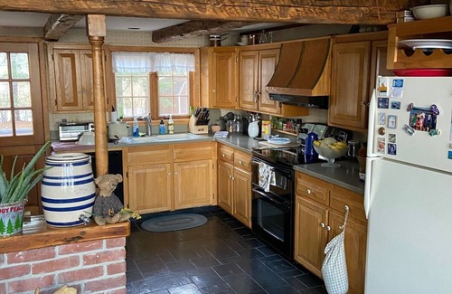 Auburn House | Taylor Pond Lake House with Private beach
