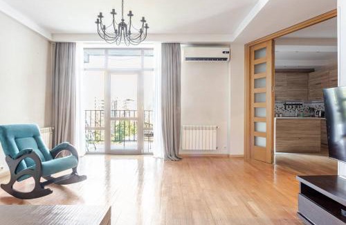 Saburtalo Apartment | Tbilisi Nest