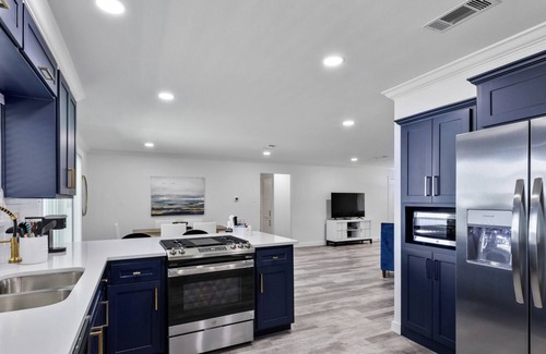 Grapevine House | TCH - 3BR/2BA Home in Grapevine - M