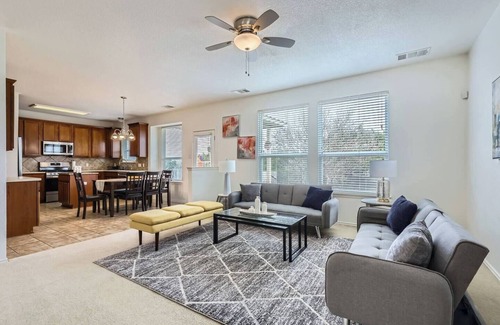 Avery Ranch Far West House | TCH -Spacious 3bd/2.5ba home in Avery Ranch w/Workspace