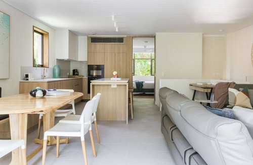Noosa Heads Apartment | Tea Trees One - luxury apartment and location!