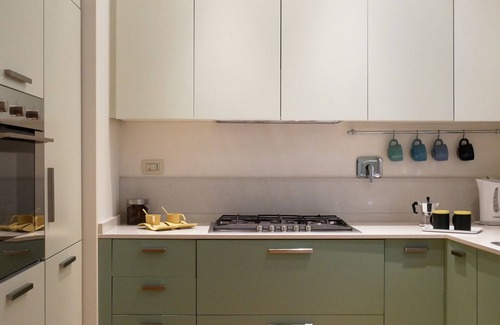 Historic Center Apartment | Teatro Duse Duplex Flat