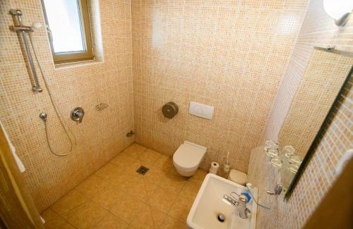 Velence Hotel | Tekergő Motel és Étterem