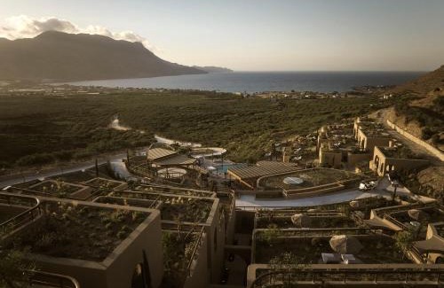 Trachilos Resort | Tella Thera, a Member of Design Hotels