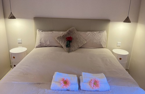Guadalupe Apartment | Templa One by Gloove
