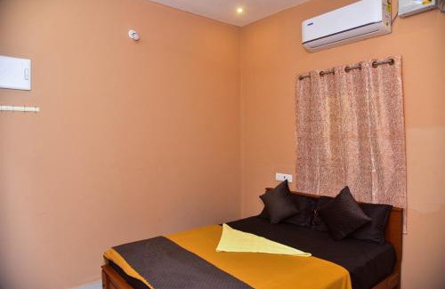 Thirukadaiyur Hotel | Temple View Residency