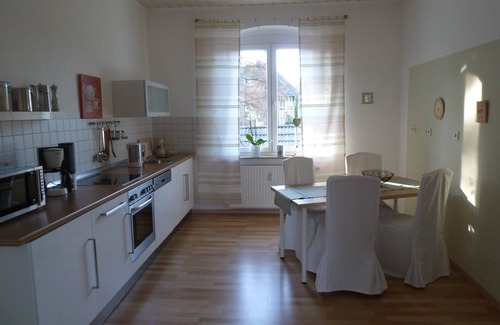 Bottrop Apartment | Temporary living in Bottrop, modern and comfortable furnishings