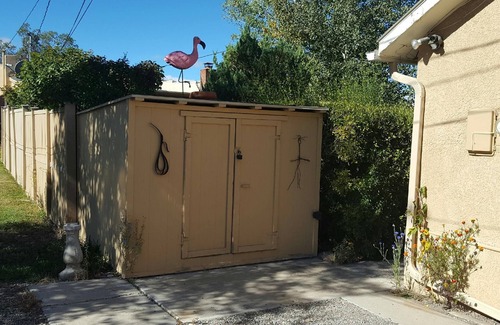 Salida Cottage | Tenderfoot Cottage Is A Jewel Located In Downtown Salida.