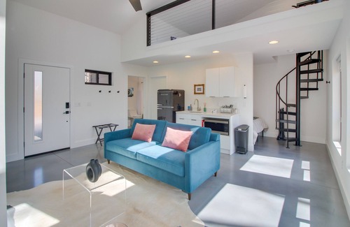 Cookeville Apartment | Tennessee Mountain Cabin w/Grill & Fire Pit!