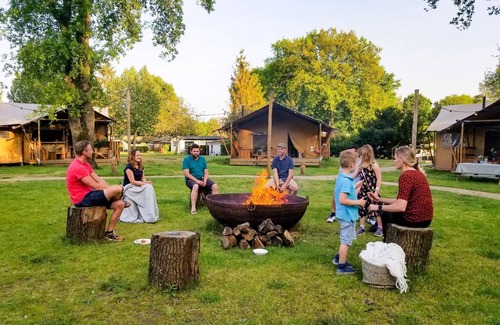 Uden House | Tent lodge with sanitary facilities