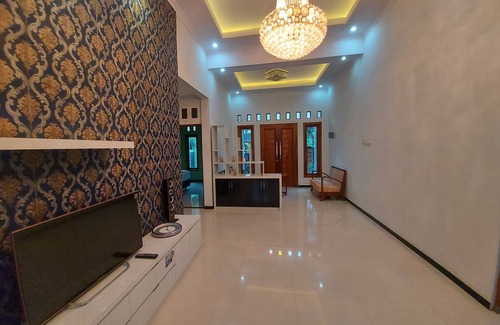 Prambanan House | Tentrem Homestay by FH Stay