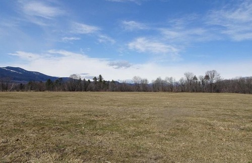 North Conway Other | Tentrr - River's Edge Mountain Valley