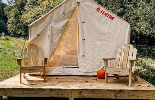 Mattawana Other | Tentrr Signature Site - Piney Pond Retreat at Tuckaway Tree Farm