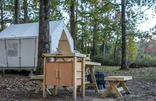 Morton RV Rental | Tentrr State Park Site - Mississippi Roosevelt State Park - Shadow Lake F - Sing