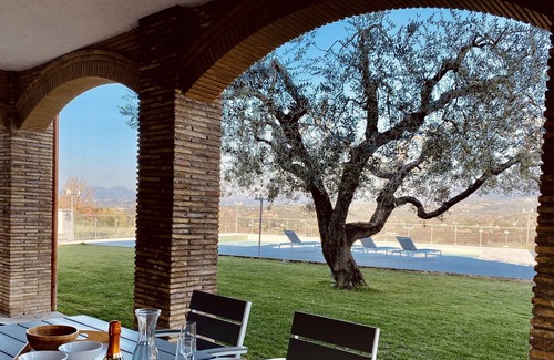 Palombara Sabina Villa | Tenuta San Marco - Luxury Villa with Gardens, Wifi, AirCo, Swimming Pool and Jacuzzi
