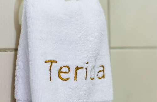 Cacique Bed & Breakfast | Terida Airport B&B