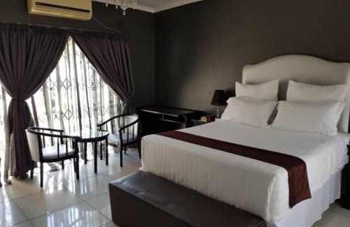 Gaborone House | Term Manoir Guest Lodge