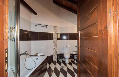 Agios Vlassios Hotel | TERPOU StoneHouse and Suites "Junior Suite"