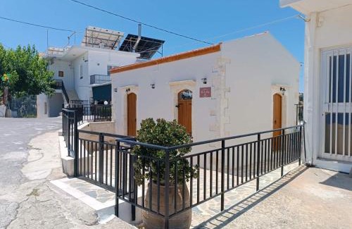 Margarites House | Terra di Karfis