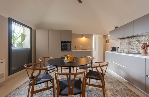 Noto Historic Centre House | Terrace of the Jars - Terrace in Noto Centre - Free WifiFree parking area