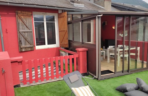 Lourdes Condo | Terrasse Privée & vue Panoramique - Climatisation - Wifi - Netflix